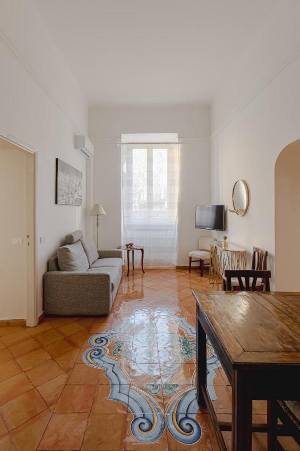 Romantic Apartament 2 Piazza Del Popolo Buitenkant foto