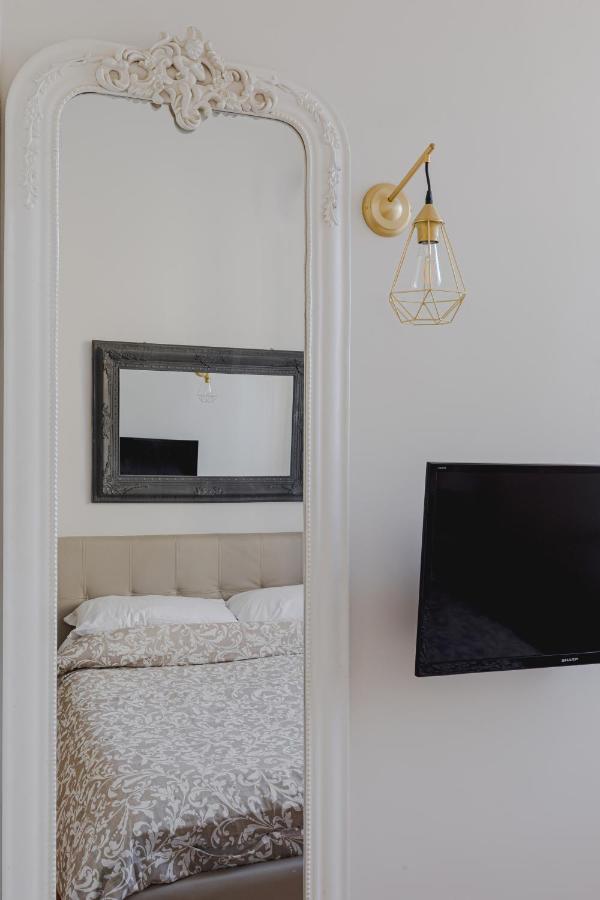Romantic Apartament 2 Piazza Del Popolo Buitenkant foto